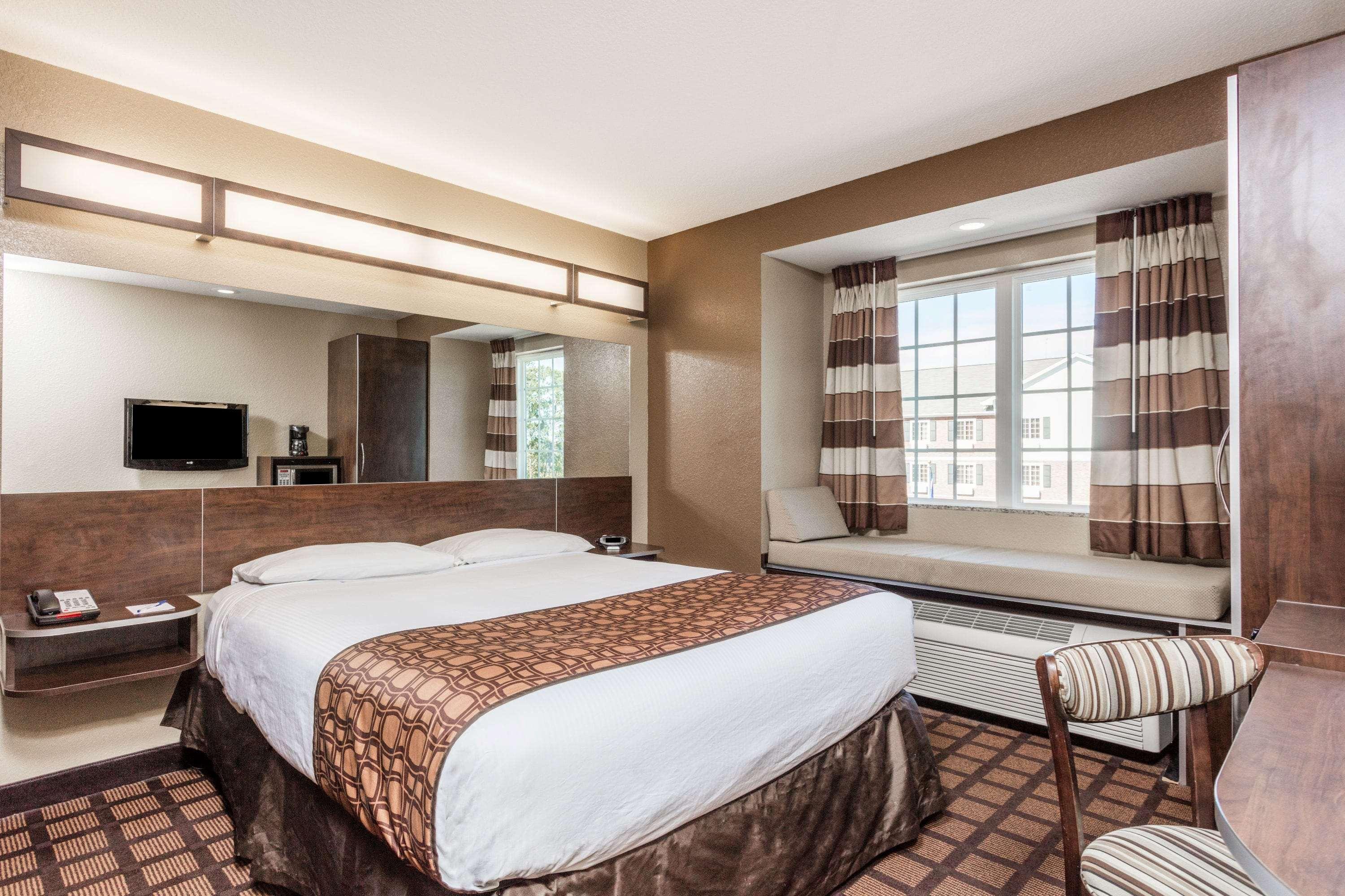 Microtel Inn & Suites By Wyndham Мейкон Экстерьер фото
