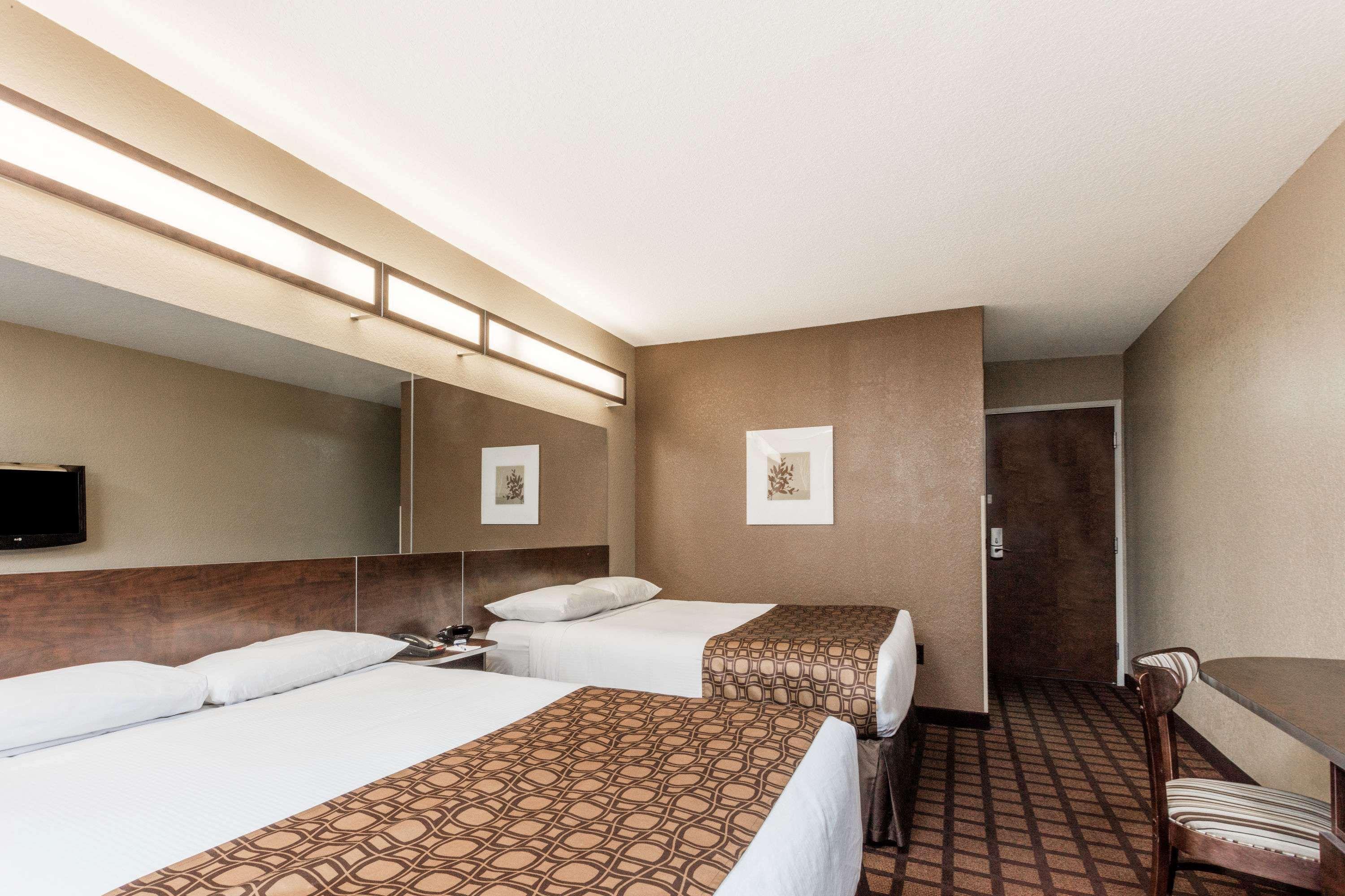 Microtel Inn & Suites By Wyndham Мейкон Экстерьер фото